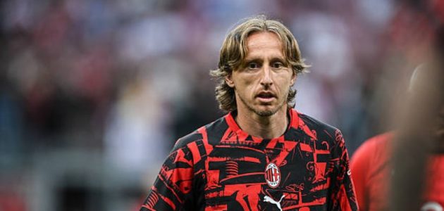 مودريتش يتوصل إلى اتفاق مع ميلان بشأن استمراره مع الفريق